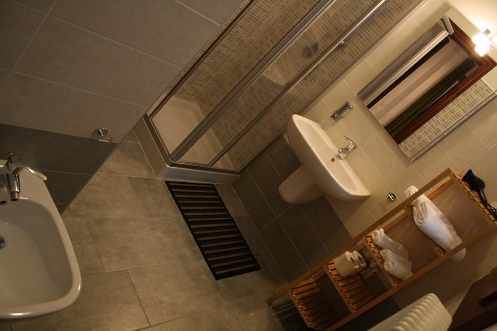Casa Mia - No Reception Bed and Breakfast Τρέντο Δωμάτιο φωτογραφία