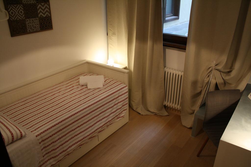 Casa Mia - No Reception Bed and Breakfast Τρέντο Δωμάτιο φωτογραφία